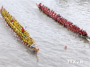 “Ngo” boat race festival kicks off in Hau Giang
